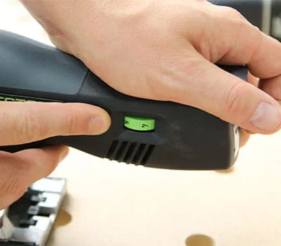 Anforderungen an das Sägen von Sandwichplatten