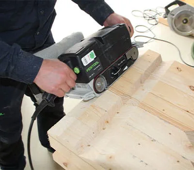 Sparrenköpfe schleifen