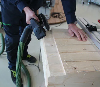 Fase an Balkenkopf anbringen