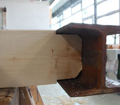 Holzbalken an Stahlträger befestigen » Festool Anleitung