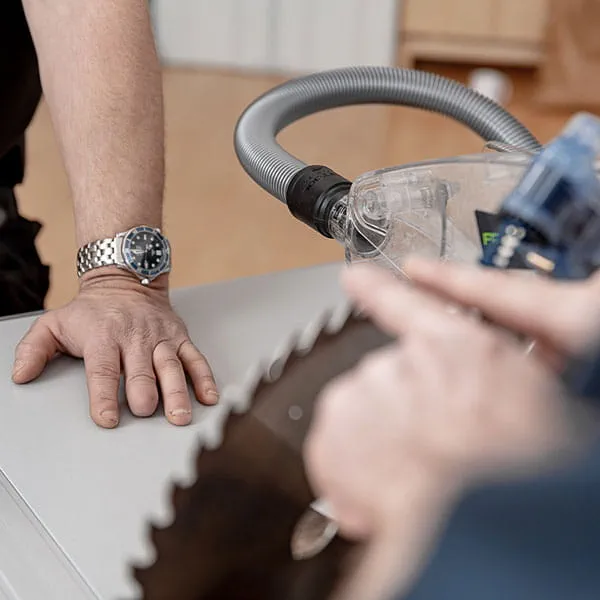Die Festool Tischkreissäge TKS 80 mit der SawStop Technologie