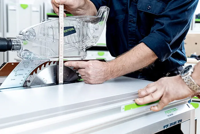 Die Festool Tischkreissäge TKS 80 mit der SawStop Technologie