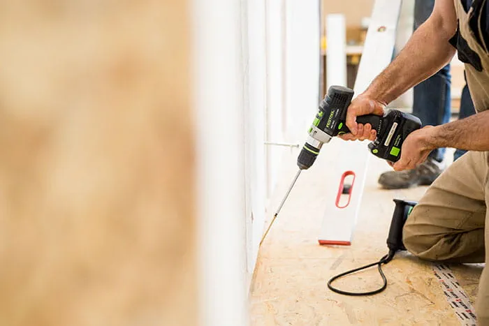 Der Festool Quadrill PDC 18/4 im Einsatz