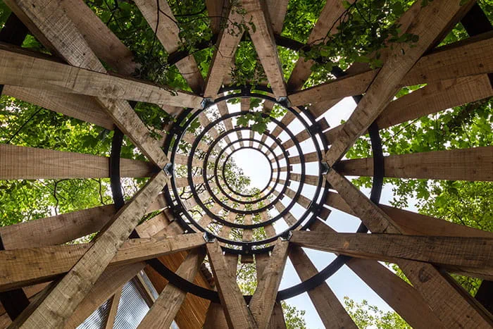 Ein Pub in den Wäldern Cornwalls