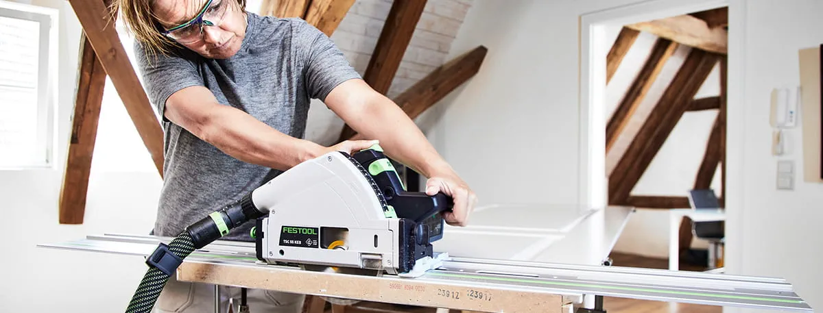 Beim Türablängen ist Präzision gefragt anstatt Augenmaß. Wie das am besten gelingt, zeigt Nadja Körbel von Festool in neun Schritten.