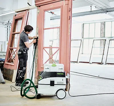 Türen aufarbeiten mit dem ES-ETS 125/ES-ETSC 125 edge sander von Festool